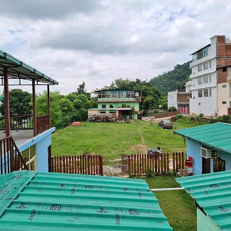 Landlopers Hostel Risikés Kültér fotó