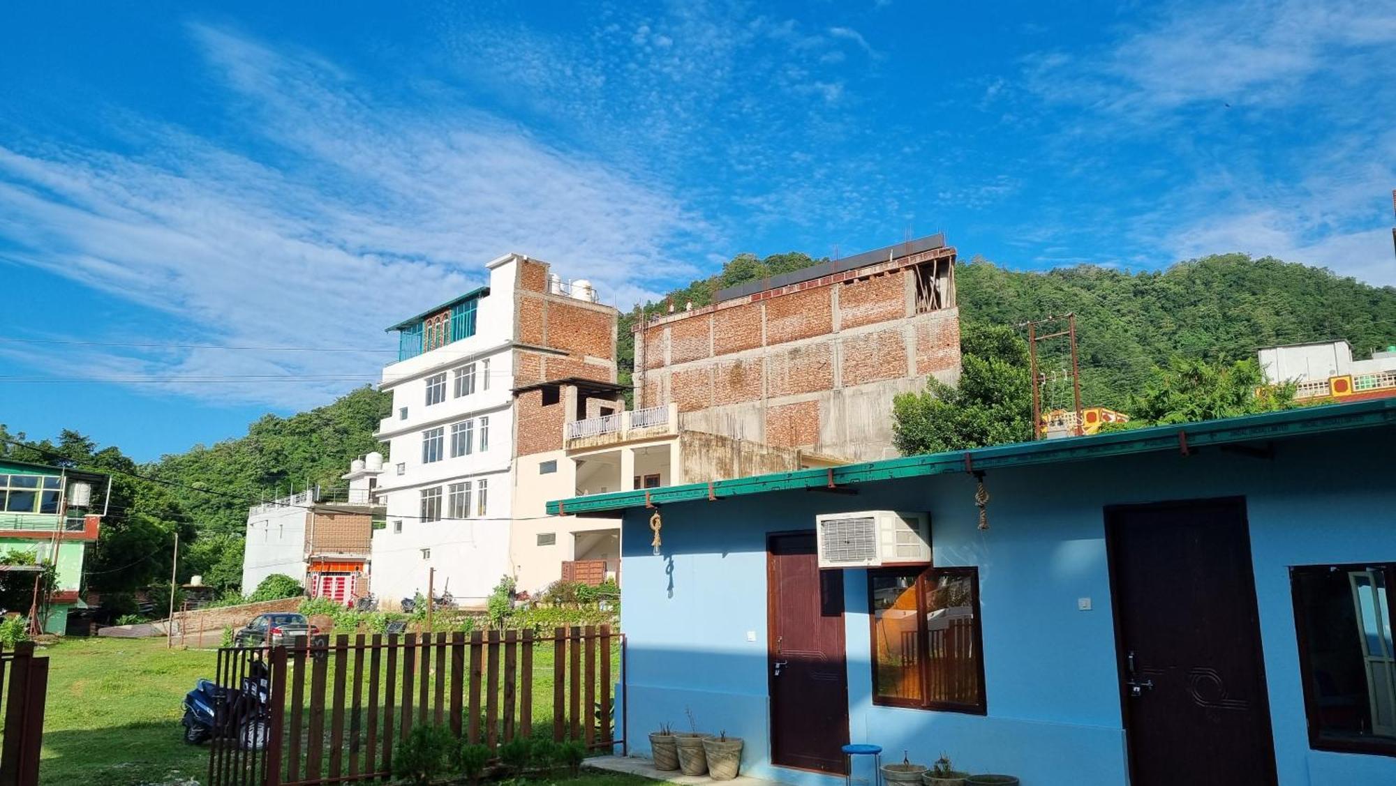 Landlopers Hostel Risikés Kültér fotó